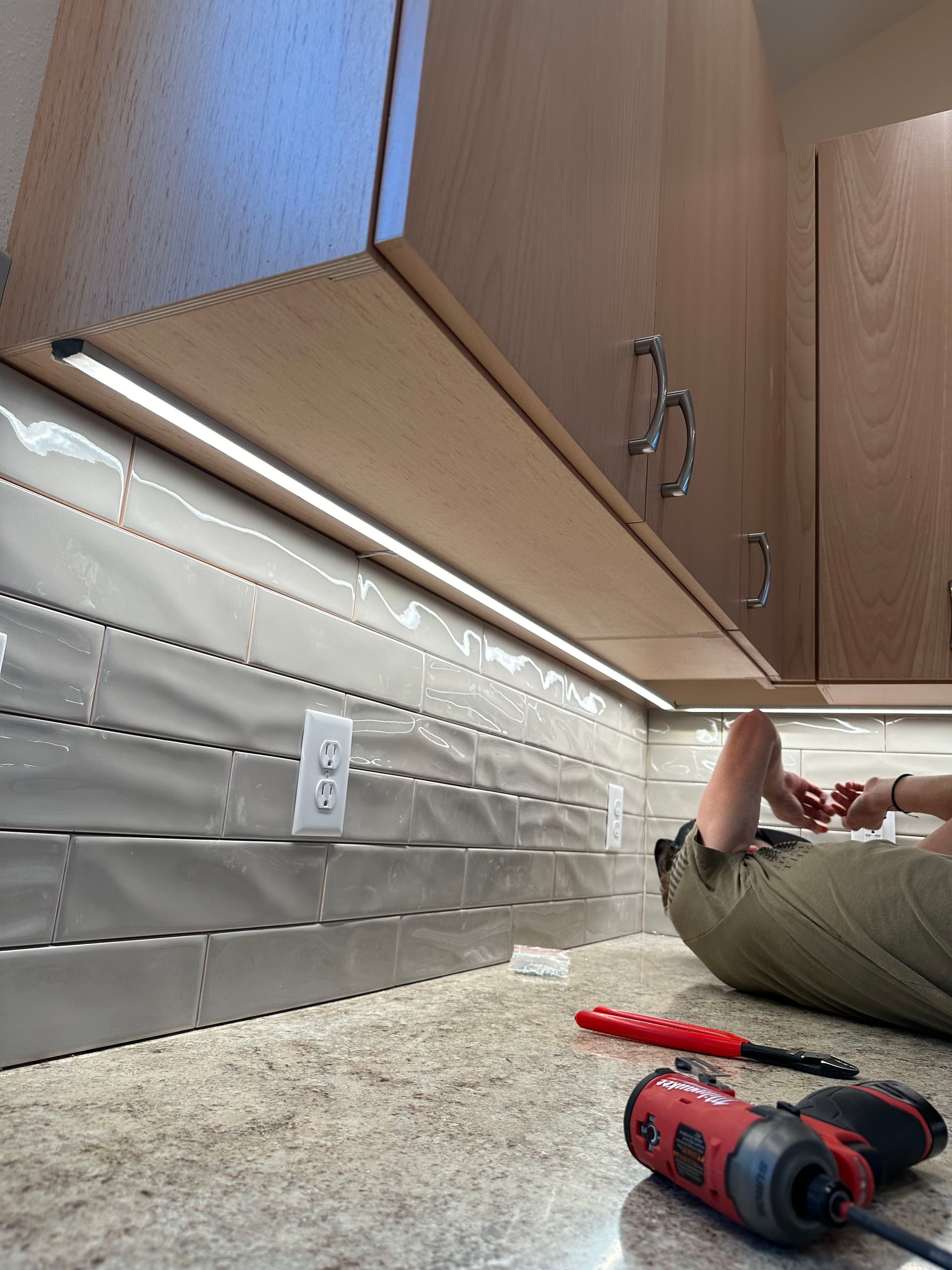 Gallery photos for Under Cabinet Lighting Installation in Modern Kitchen: Image #4