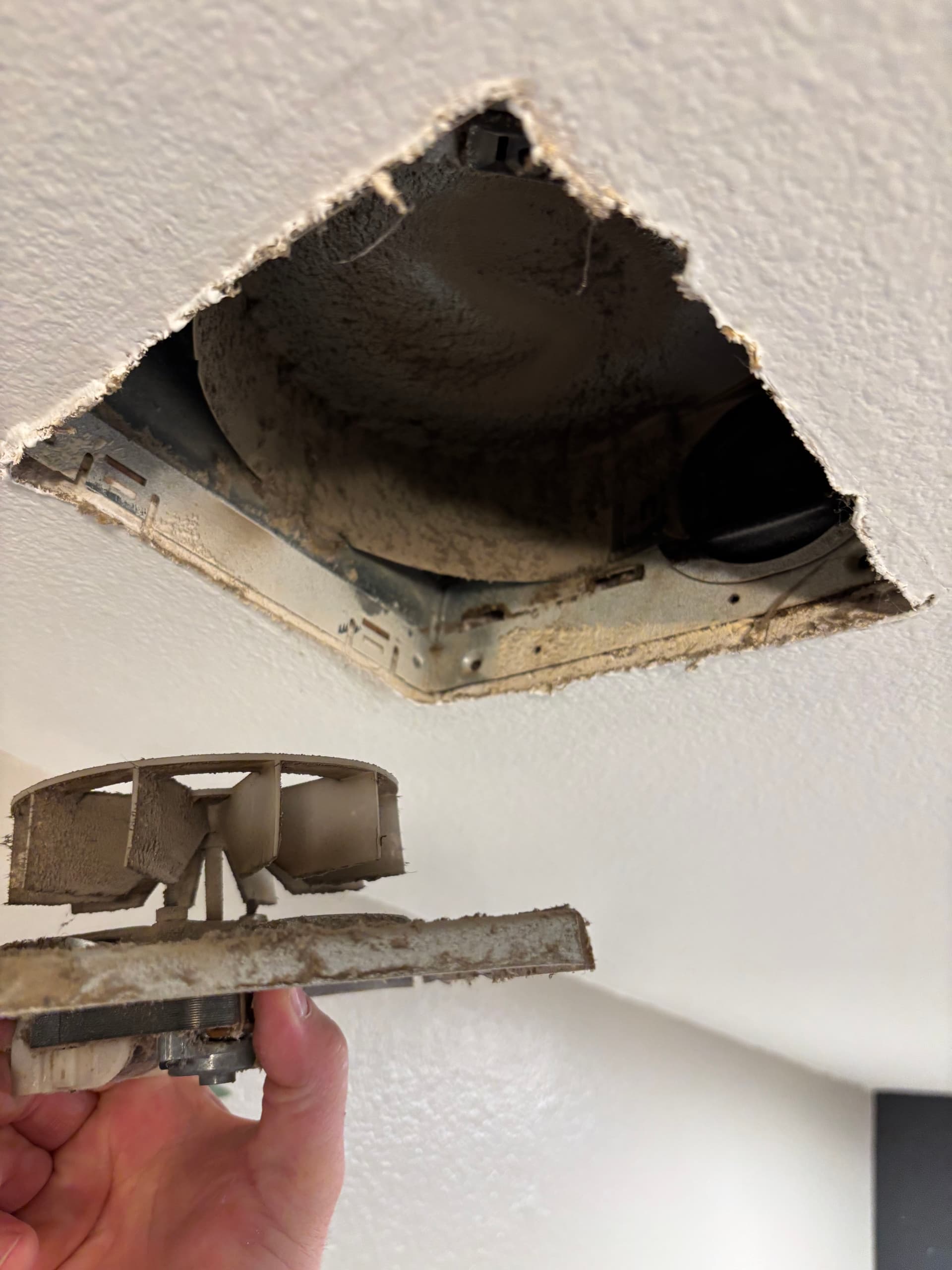 Gallery photos for Upgraded Ventilation for Cozy Bathroom Comfort: Image #3